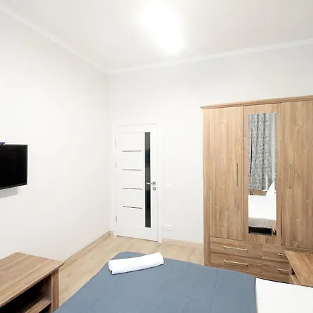 Apartment удатного 5 *