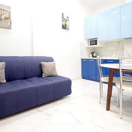 удатного 5 Apartment *